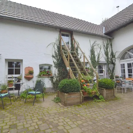 Romantic Eifel Hideaway